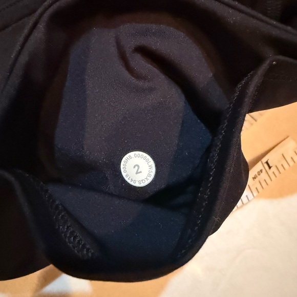Lululemon Fast & Free Tight Size 2 - Picture 2 of 10